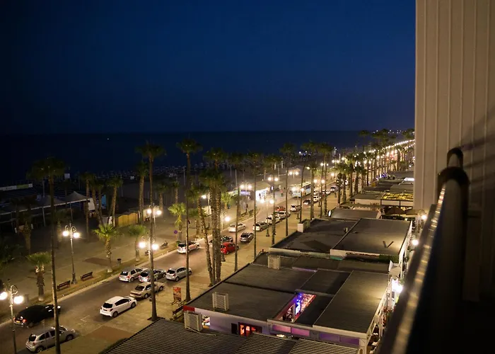 Szálloda Sun Hall Lárnaka