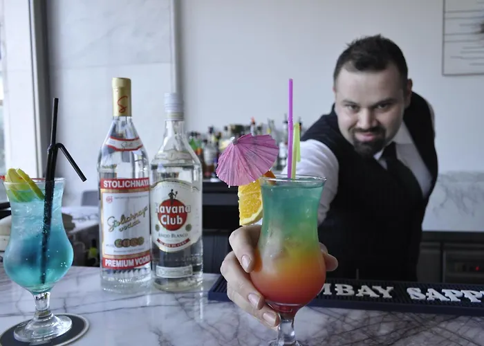 サン ホール ホテル 4*