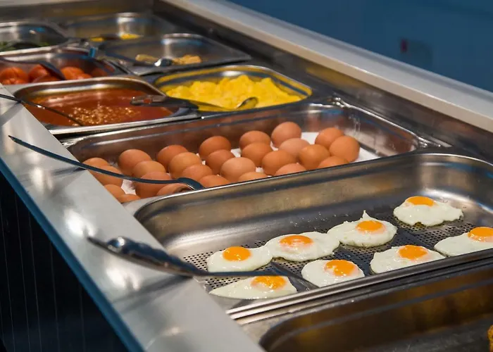 サン ホール ラルナカ