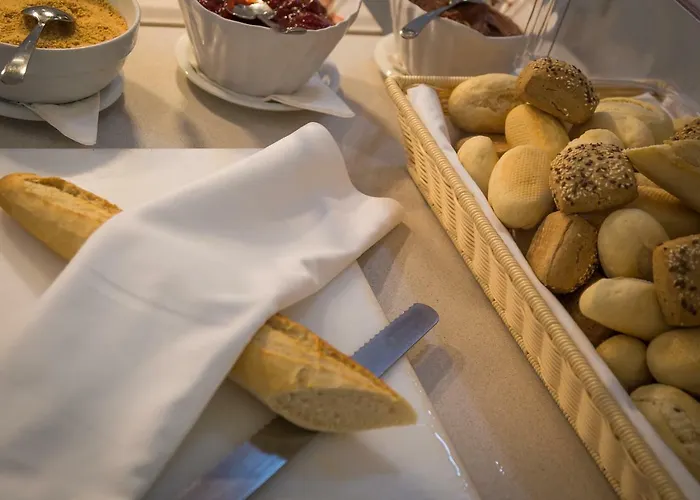 サン ホール ホテル 4*