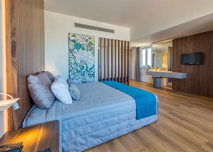 Szálloda Sun Hall Lárnaka