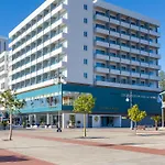 サン ホール ホテル 4*