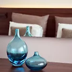 サン ホール