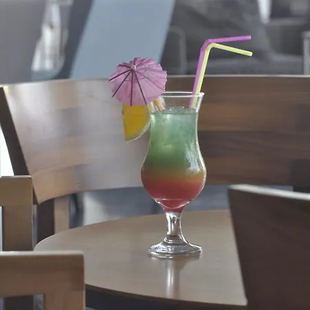 Sun Hall Hotel Larnaca