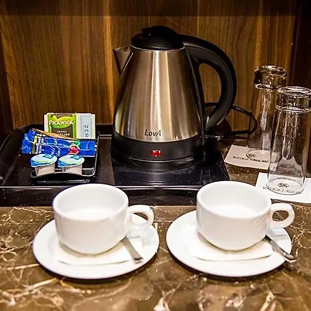 Sun Hall Hotel 4*