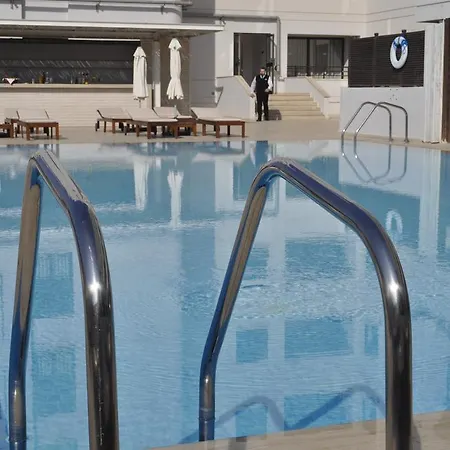 سن هال فندق